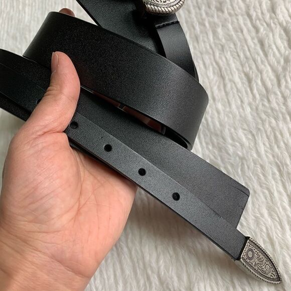 Vintage Style Genuine leather Belt with Floral Engraved Pattern Buckle - Picture 9 of 14